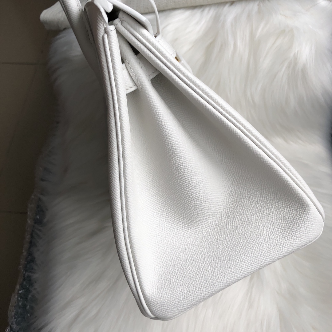 에르메스 버킨백30 화이트 금장 앱송